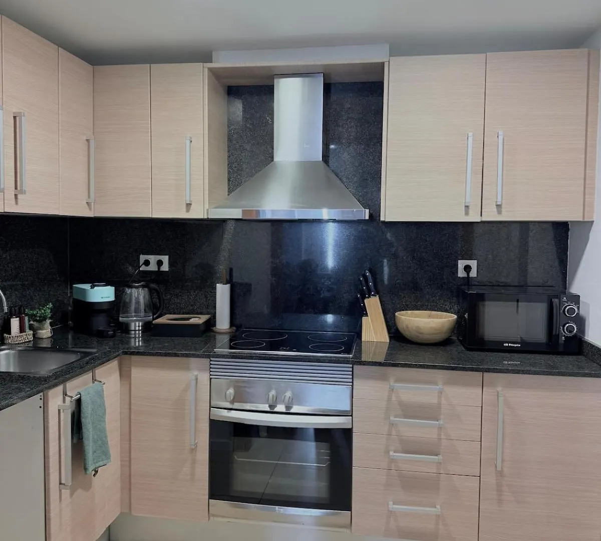 Lejlighed Costa Suite Beach, Pool And Parking Lloret de Mar